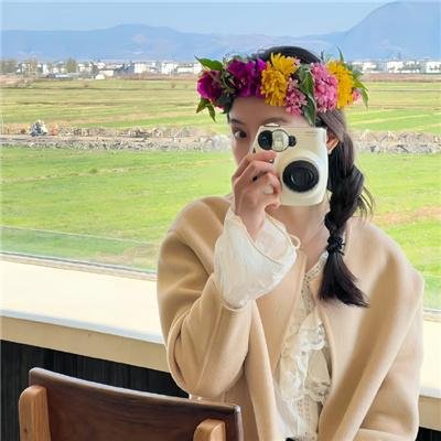 音乐节目导师段子冒犯群体，导师当场黑脸，一个月引热议
